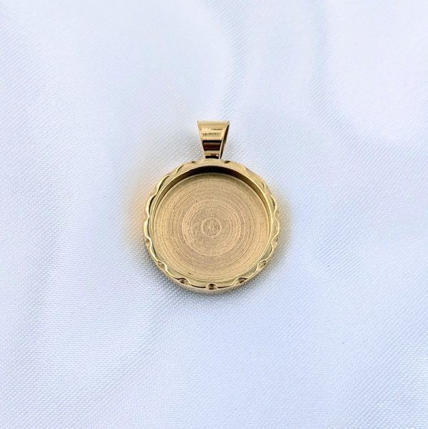 Pendentif - Cercle dentelé